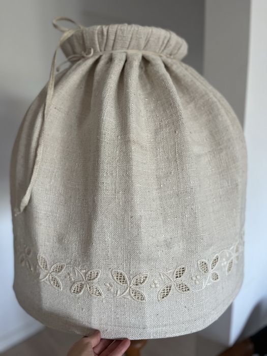 Lampa podlogowa vintage w stylu rustykalnym