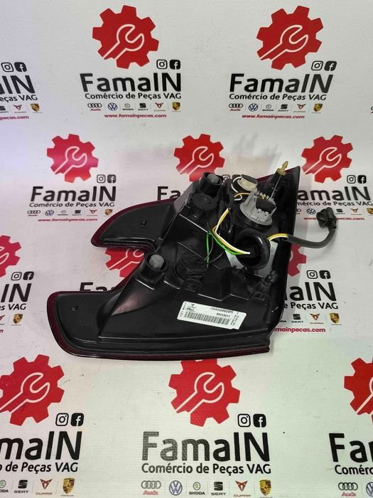 Farolim Esquerdo RENAULT MEGANE III Hatchback Van