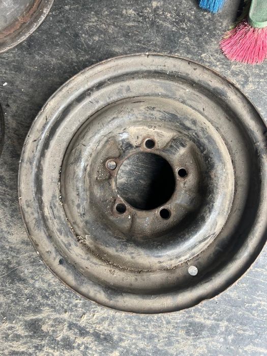 Диски УАЗ R15 розболтовка 5x139.7