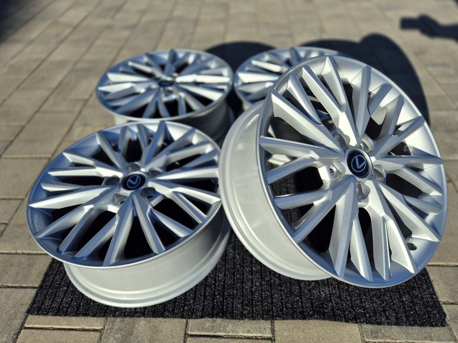 Lexus UX 300h 18 " felgi aluminiowe - Oryginalne, Nowe 5x114,3