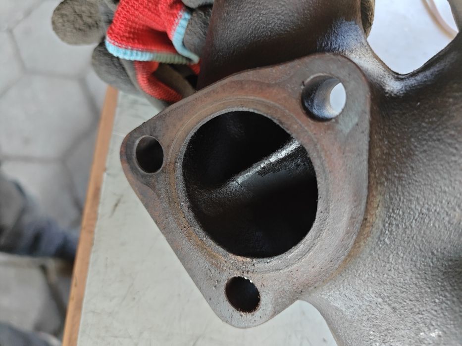 Kolektor wydechowy Audi A4 b6 1.8t