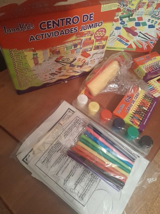 Lote 2 Centros de Atividades / Material de Desenho e Pintura (Innokids)
