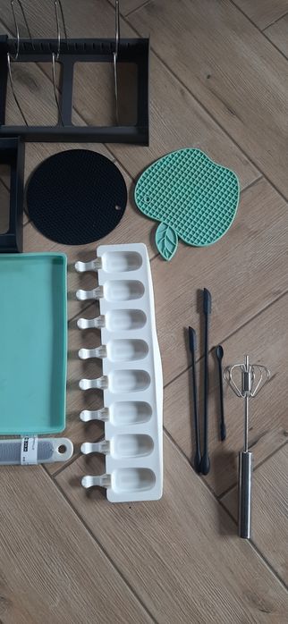 Набір приборів для кухні