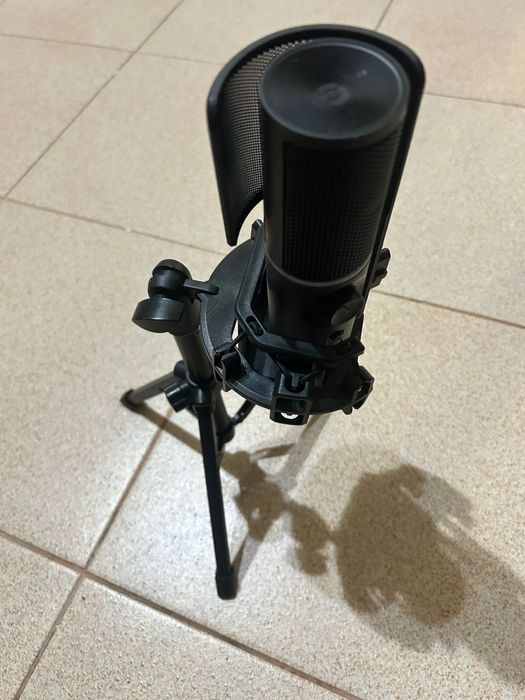 Microfone Gamer Novo