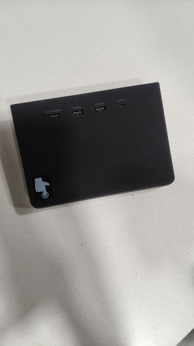 Hub USB estilo original para Tesla Model 3 (2017-2020)