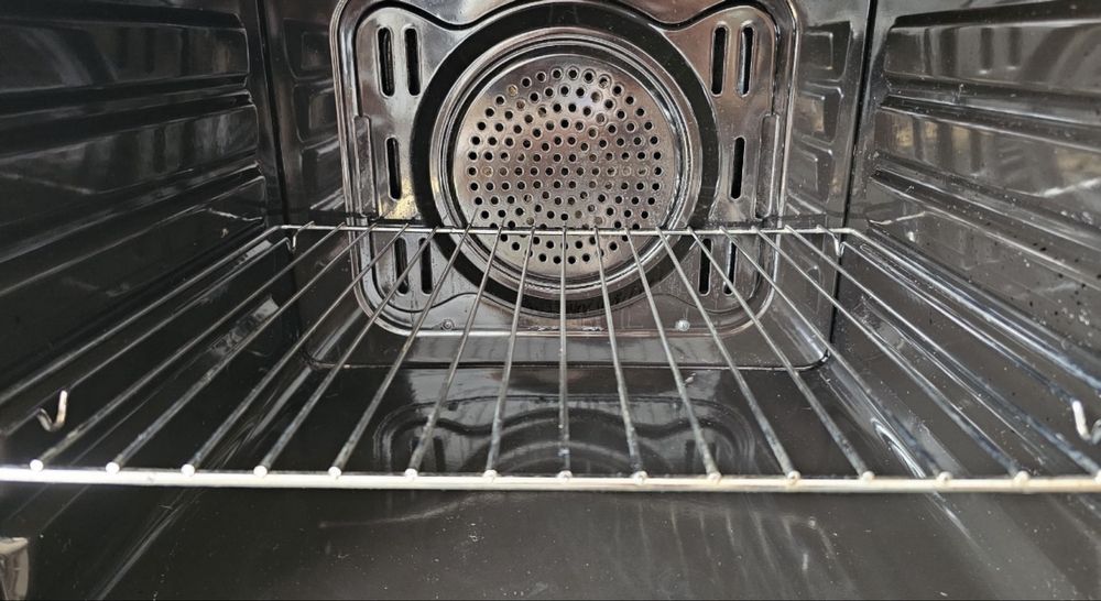 ‼️СВІТЛО Є‼️ Клининг ,прибирання квартир,офісів,будинків,приміщень.