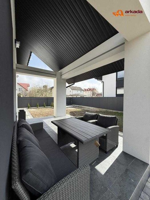 Продаж. Будинок з сучасним ремонтом. Івано-Франківськ. Крихівці