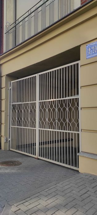 Miejsce postojowe w centrum ul. Skłodowskiej-Curie - Widok 2