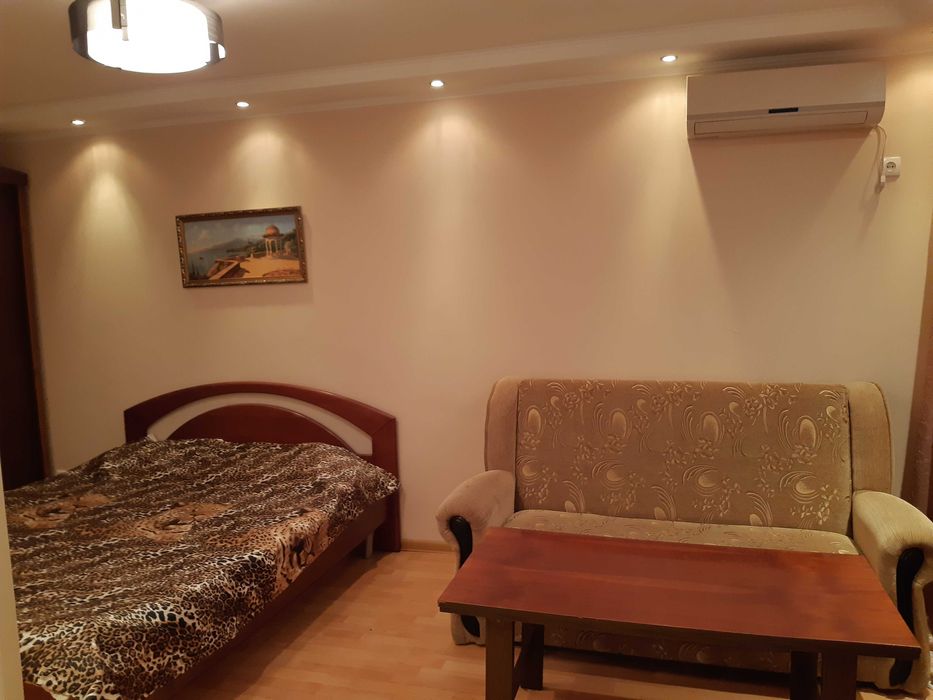 Оренда однокімнатної квартири в Центрі міста .