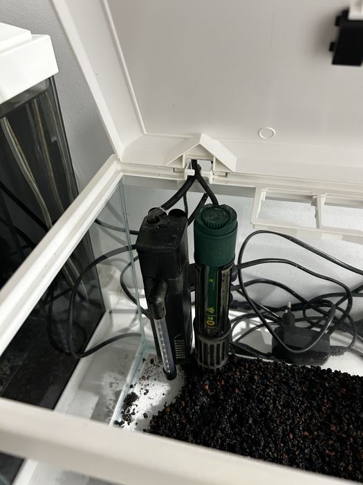 Aquário Aqua 20C com filtro, termostato e Led