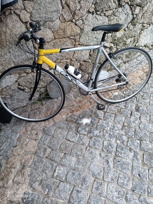 Bicicleta Praticamente Nova