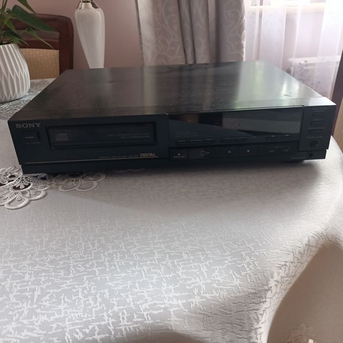 CD Sony model CDP - 250