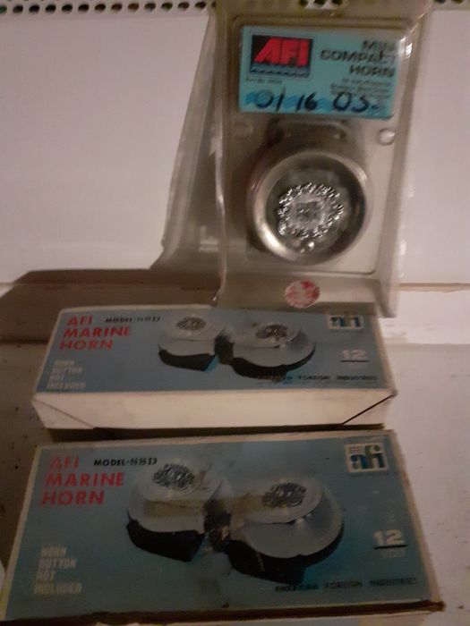 Buzinas e hélices para barcos de  recreio