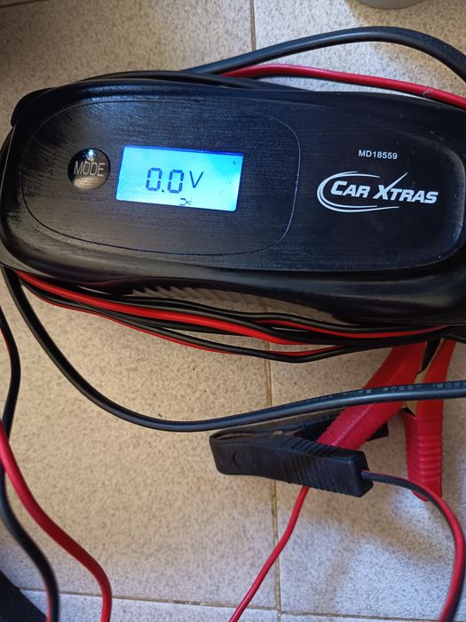 Carregador de bateria Car xtras