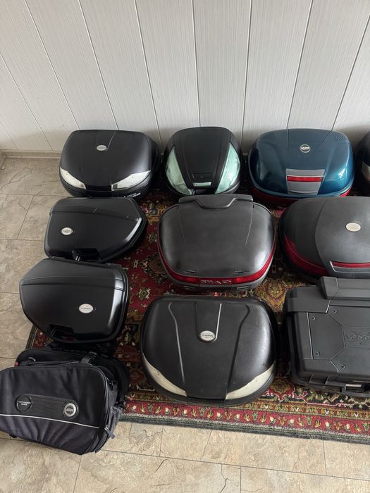 Продам мото кофри центральні та бокові різних обємів Givi/Kappa