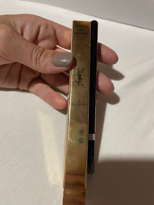 YSL konturówka do ust rozświetlająca