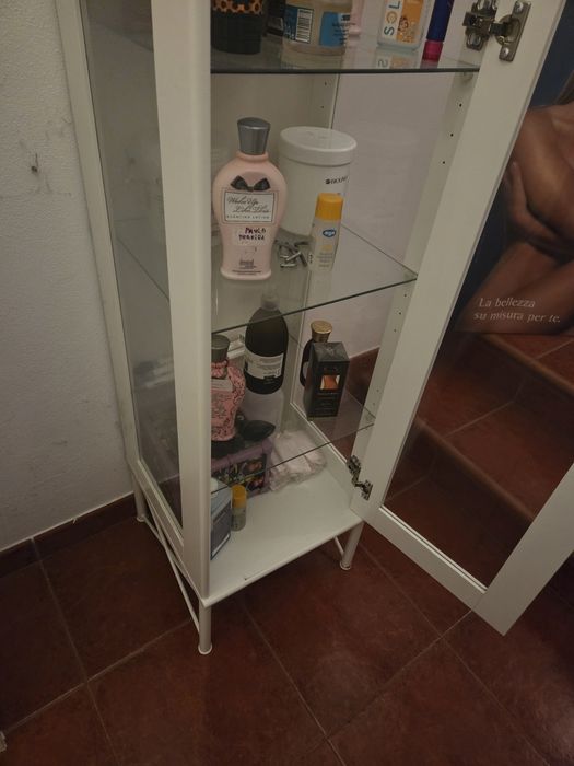 Móvel / Vitrine branco