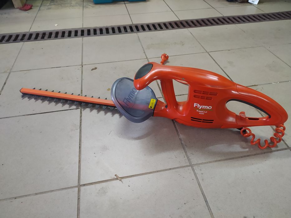 Nożyce elektryczne Husqvarna Flymo Easicut 420