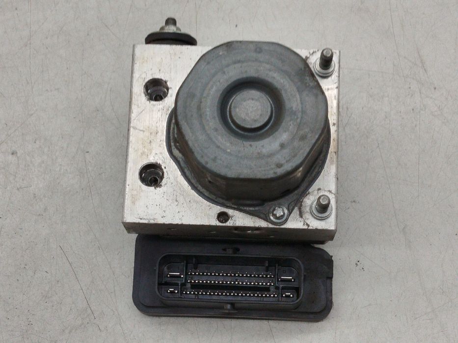 Bomba de abs - mercedes-benz a-class (w176) | 12 - 18