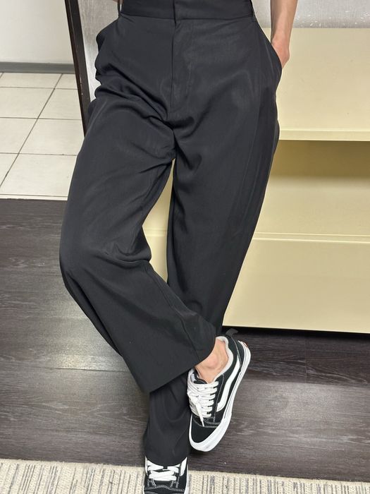 Элегантные брюки Zara