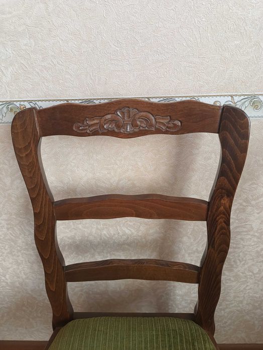 Стол Шесть стульев Румыния натуральное дерево