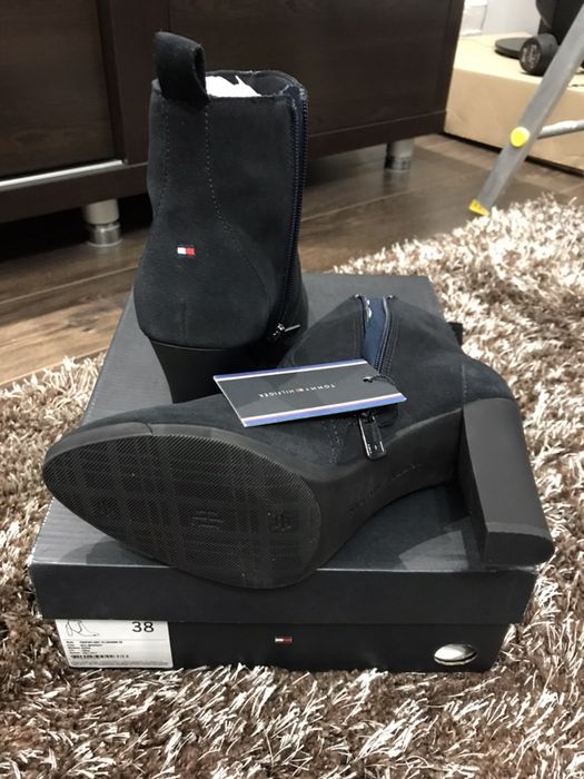 Botki Tommy Hilfiger rozm. 38