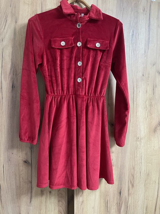 Червона бархатна сукня розмір М