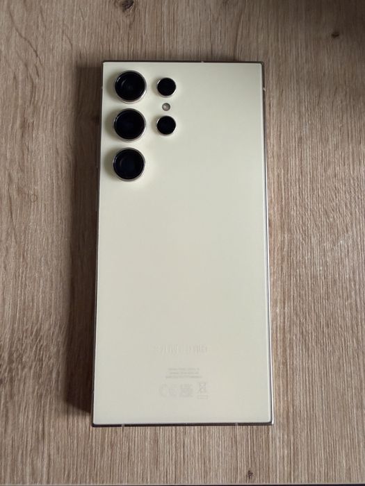Samsung S24 Ultra  256GB zloty gwarancja