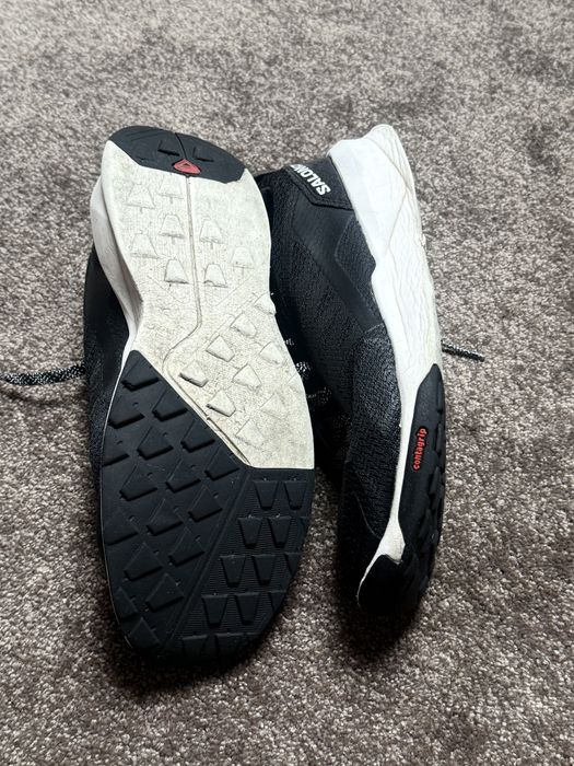 Buty sportowe marki Salomon rozmiar 38