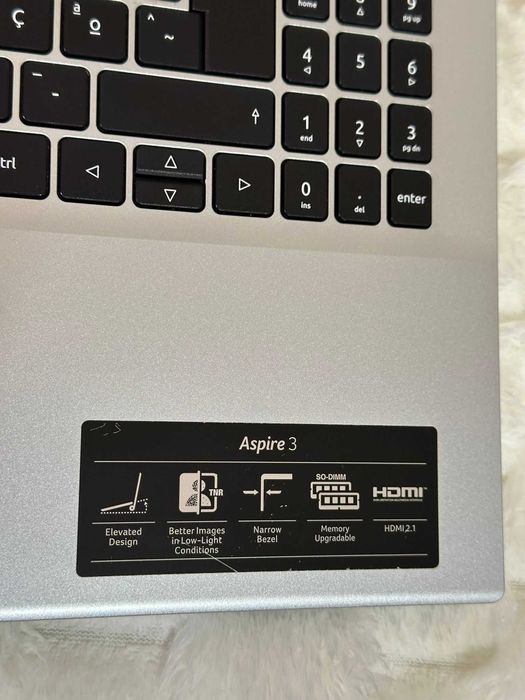 Portátil Acer Aspire 3 A315-59 i7-1255U/16GB RAM/512GB SSD