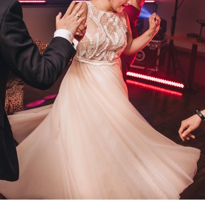 Suknia ślubna IVY Panna na wydaniu