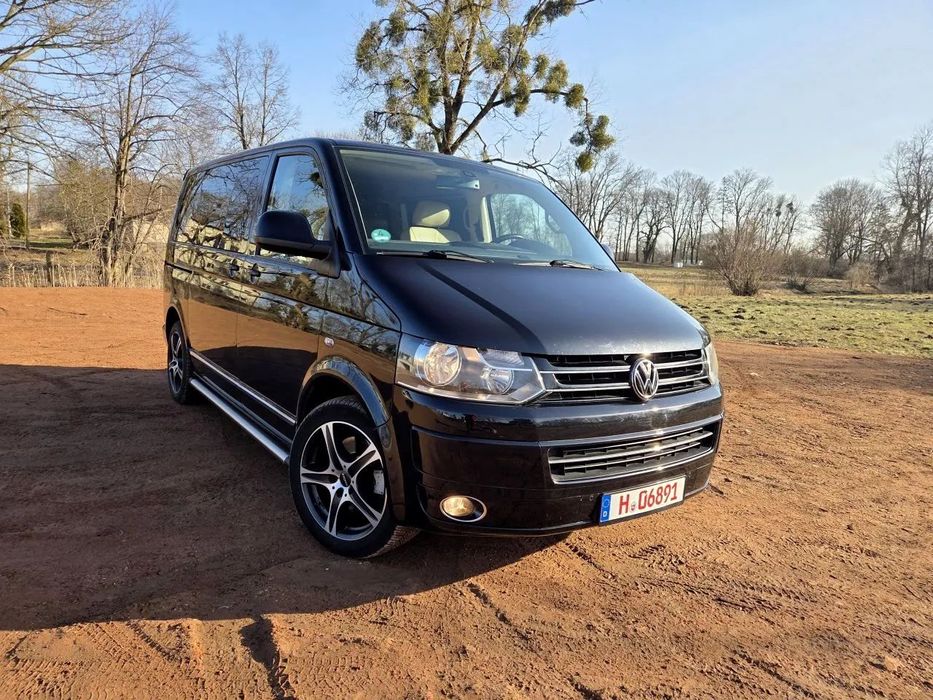 Volkswagen Multivan 2.0 TDI, 180 KM, Highline, Skóry, Navi, Kamera, Alu R18, 2x PDC, Hak