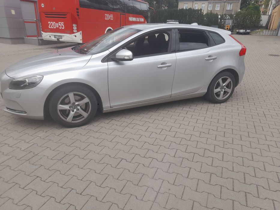 Volvo V40 T2 1.6 benzyna 120 KM 2014