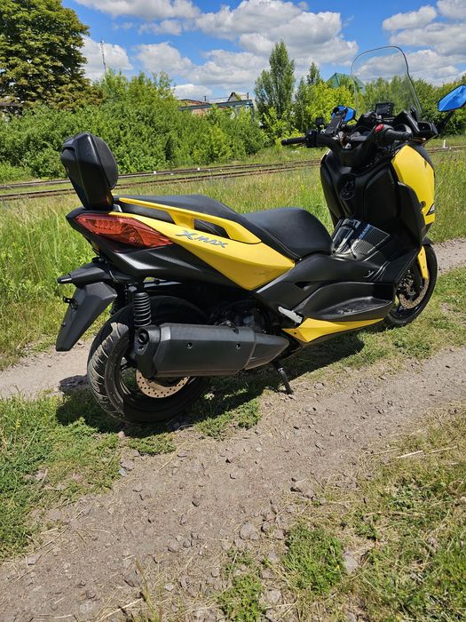 Yamaha x-max 250 з оригінальним пробігом лише 5000 км