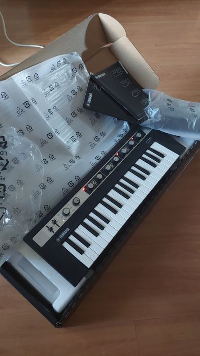 Sintetizador Yamaha Reface CP