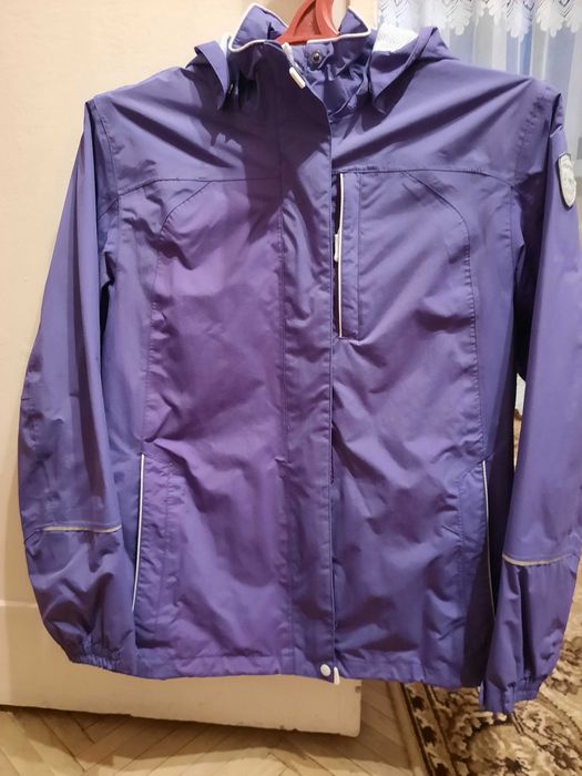 Ветровка сиреневого цвета на 164 (age 13-14)
