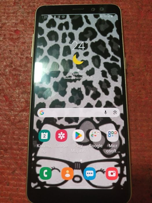 Телефон Samsung A8 андроид