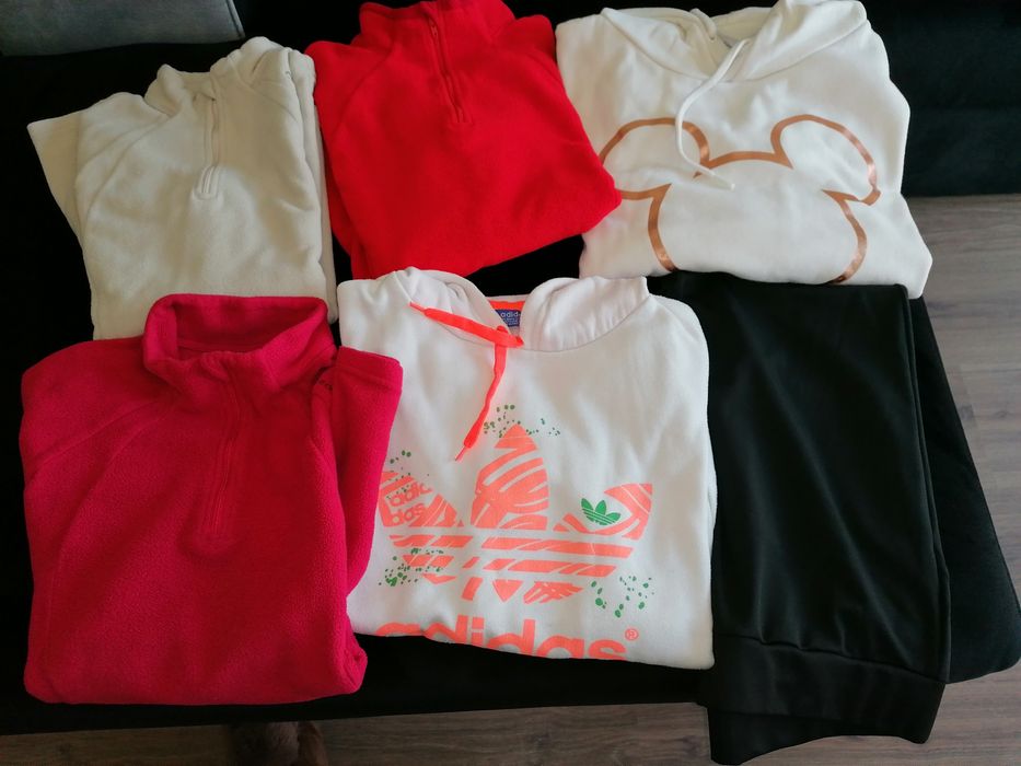 Roupa usada em bom estado