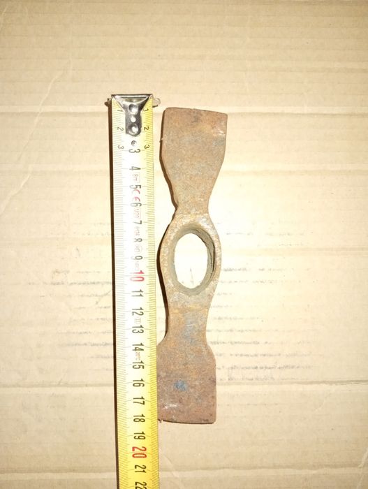 Молоток каменяра. Кирка