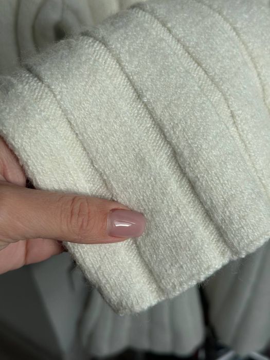 Плаття біле телпе  hm