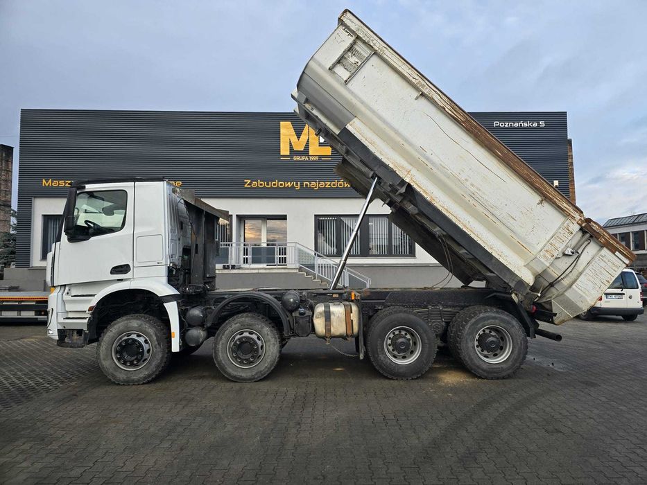Mercedes-Benz AROCS 4153 wywrotka 8x4