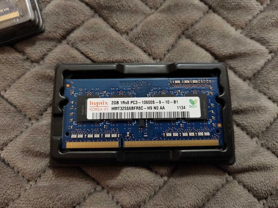 Модуль памяти SODIMM HYNIX 2GB 1Rx8 PC3-10600S-9-10-B1 DDR3 1333Mhz