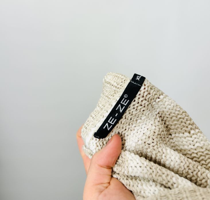 Beżowy sweter w paski XL 42