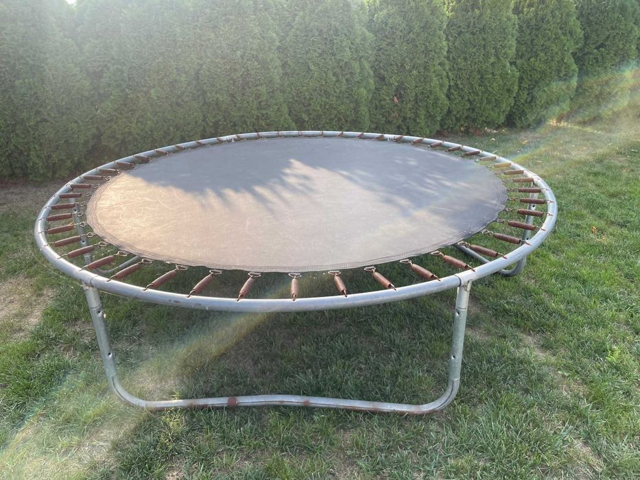 Trampolina 3 m bez zabezpieczeń