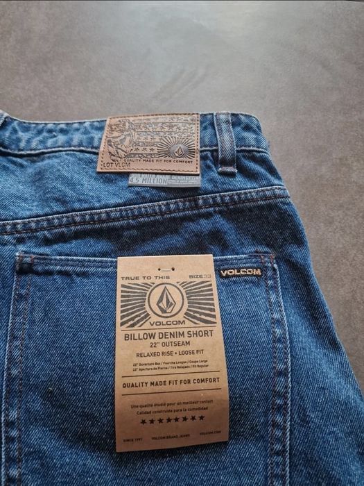 Calção de ganga Volcom novo nunca usados com etiqueta