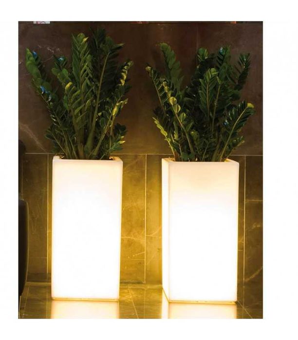 Mobiliario led varias unidades
