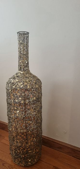 Vendo jarrão em resina
