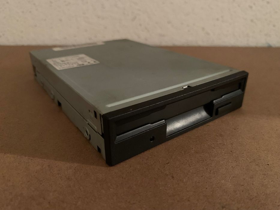 Floppy Disk Drive64739903415554120