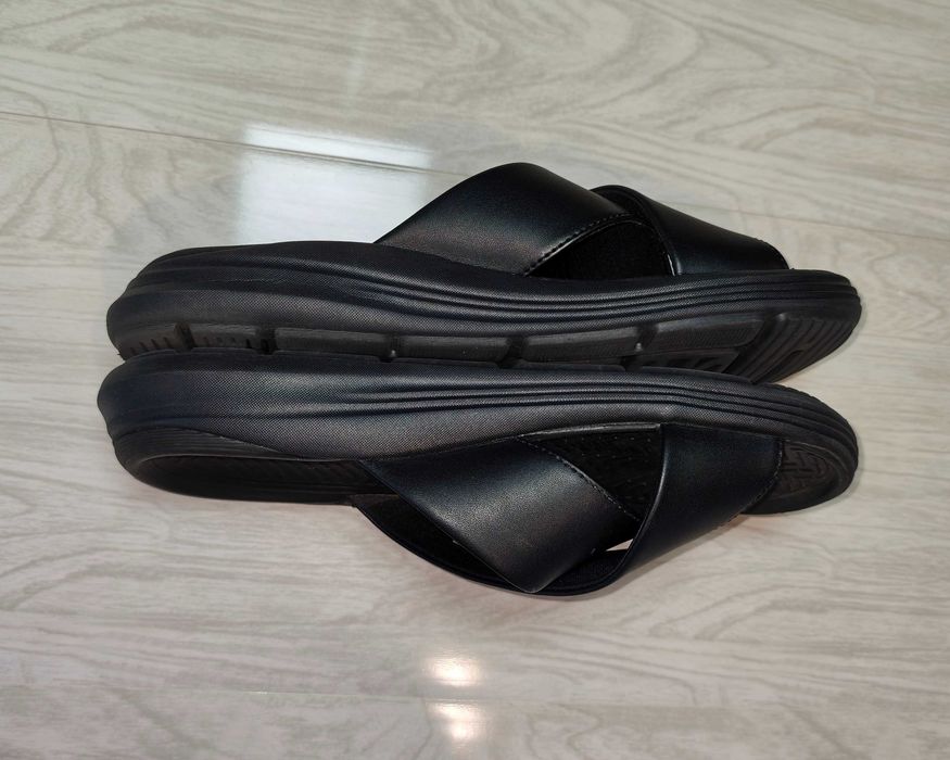 Оригінальні Шльопанці Skechers Relaxed Fit: Sargo - Denal