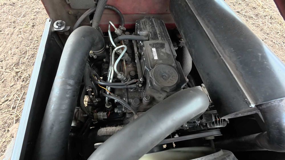 Стара ціна 6700 $. Продаю Міsubishi MT200 + (Фреза, Плуг, Картоплекопалка, Віялка, Дах)